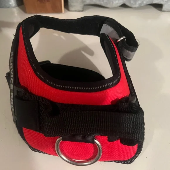 Brand New service dog vest harness. Buy this harness and get one item free!!!!